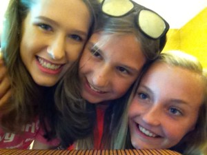 Curvy girls Aug meeting 2